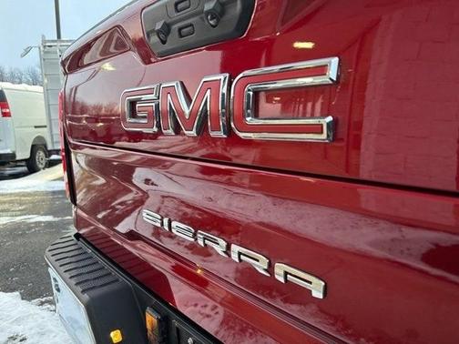 2025 GMC Sierra 2500 SLT