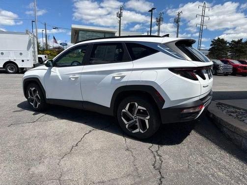 Quartz White 2022 Hyundai TUCSON SEL