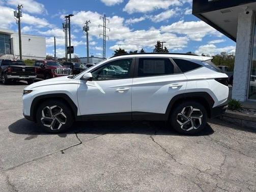 Quartz White 2022 Hyundai TUCSON SEL