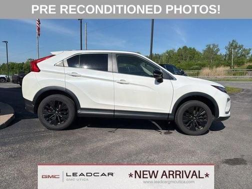 Pearl White 2019 Mitsubishi Eclipse Cross LE