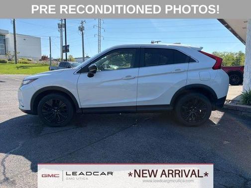 Pearl White 2019 Mitsubishi Eclipse Cross LE