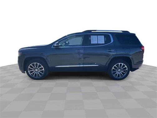 2022 GMC Acadia Denali