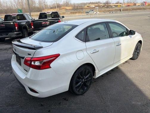 Aspen White 2018 Nissan Sentra SR