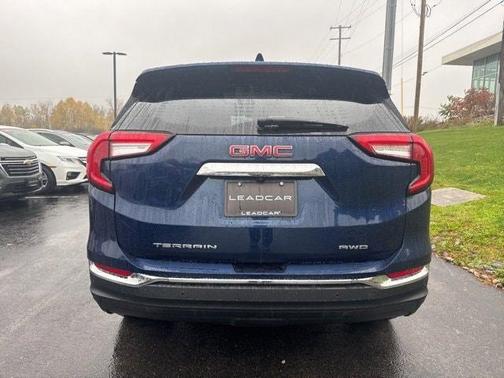 2022 GMC Terrain SLT