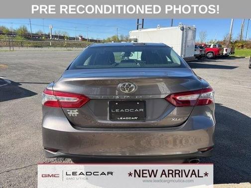 Predawn Gray Mica 2018 Toyota Camry XLE