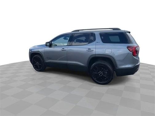 2022 GMC Acadia SLT