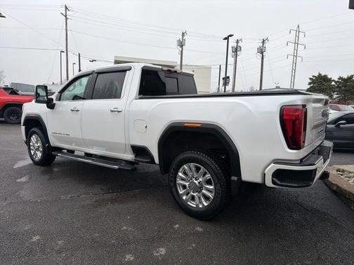 White Frost 2022 GMC Sierra 2500 Denali