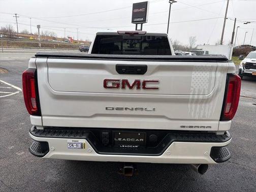 White Frost 2022 GMC Sierra 2500 Denali