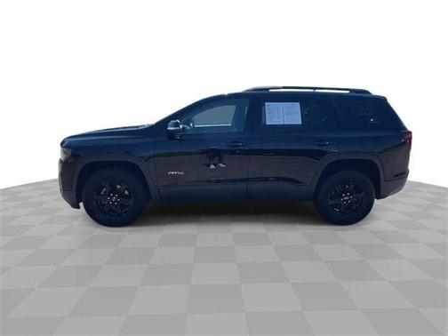 2022 GMC Acadia AT4