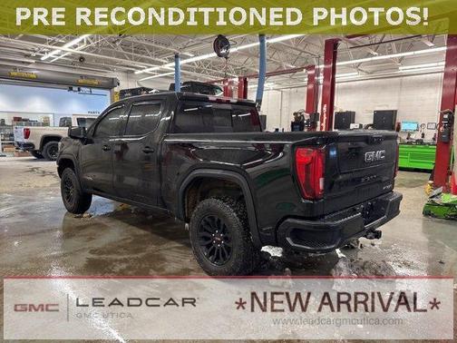 2023 GMC Sierra 1500 AT4X