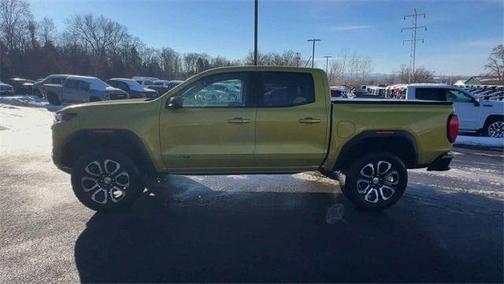 2023 GMC Canyon AT4