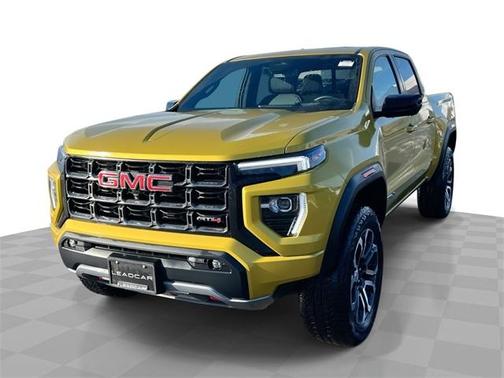2023 GMC Canyon AT4
