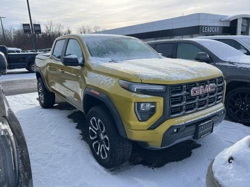 2023 GMC Canyon AT4