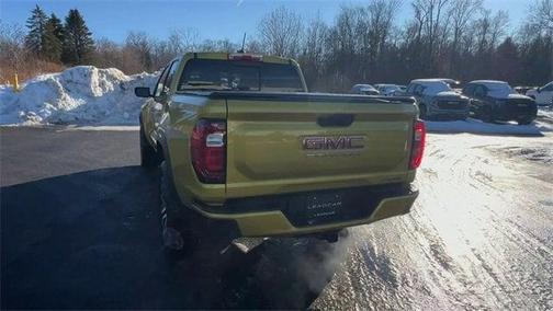 2023 GMC Canyon AT4