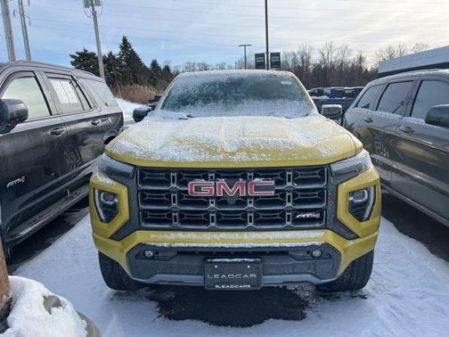 2023 GMC Canyon AT4