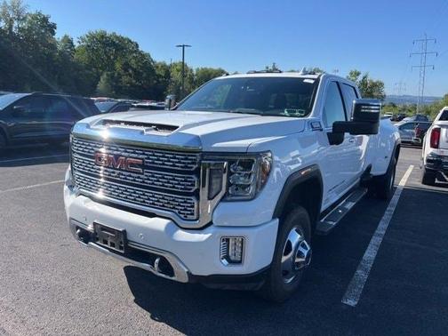 2023 GMC Sierra 3500 Denali
