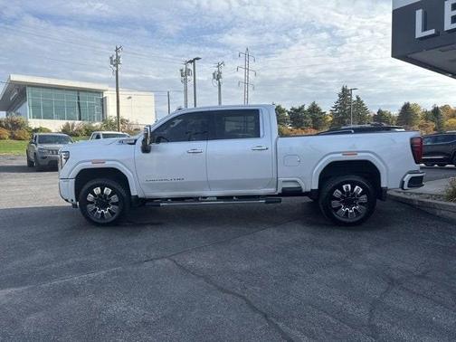 2024 GMC Sierra 2500 Denali
