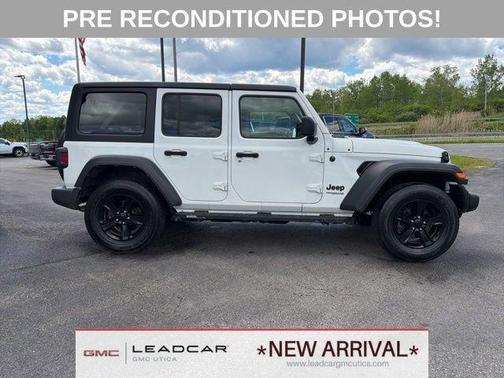 Bright White Clearcoat 2022 Jeep Wrangler Unlimited Sport Altitude
