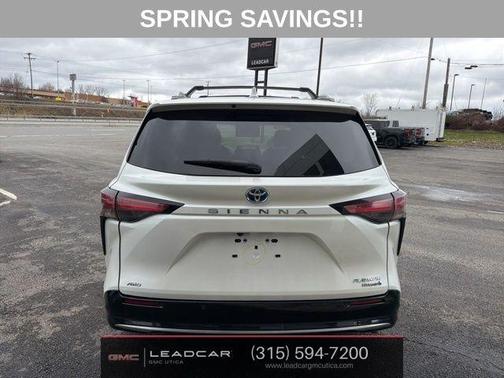 2022 Toyota Sienna Platinum 7 Passenger