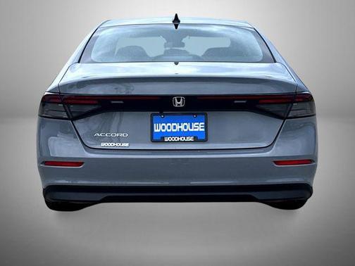 Urban Gray Pearl 2026 Honda Accord SE