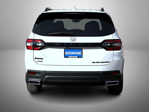 2025 Honda Pilot Black Edition