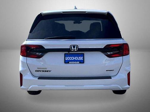 Platinum White Pearl 2026 Honda Odyssey Sport-L