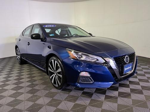 2021 Nissan Altima 2.5 SR