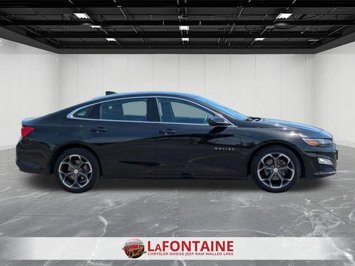 Mosaic Black Metallic 2023 Chevrolet Malibu FWD 1LT