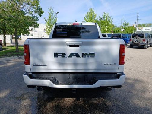 Bright White Clearcoat 2025 RAM 1500 Laramie