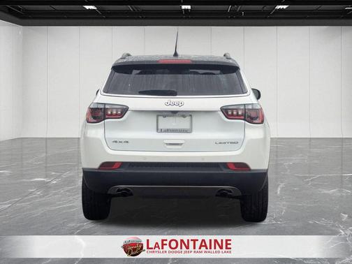 Bright White Clearcoat 2023 Jeep Compass Limited