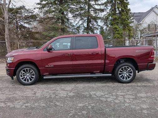 Delmonico Red Pearlcoat 2023 RAM 1500 Laramie