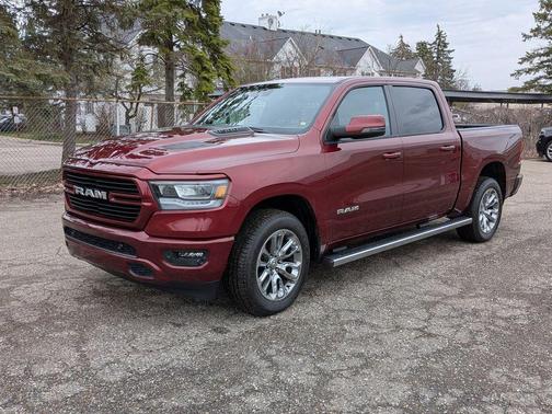 Delmonico Red Pearlcoat 2023 RAM 1500 Laramie