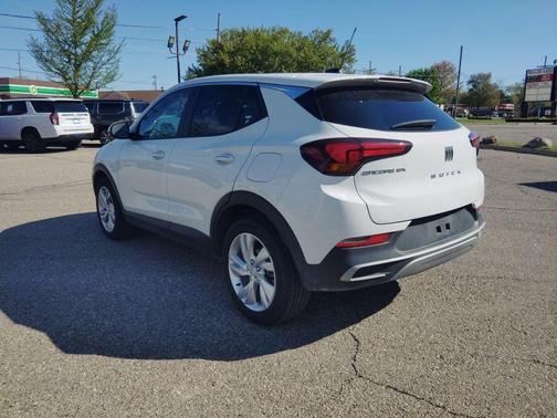 Summit White 2025 Buick Encore GX Preferred