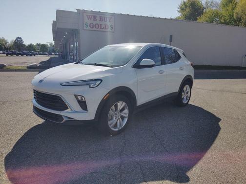 Summit White 2025 Buick Encore GX Preferred