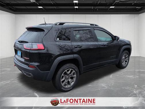 2020 Jeep Cherokee Trailhawk