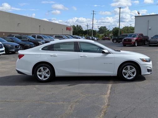 2023 Chevrolet Malibu FWD 1LT