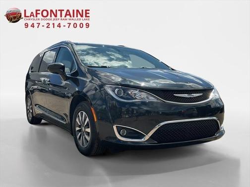 2020 Chrysler Pacifica Touring L Plus