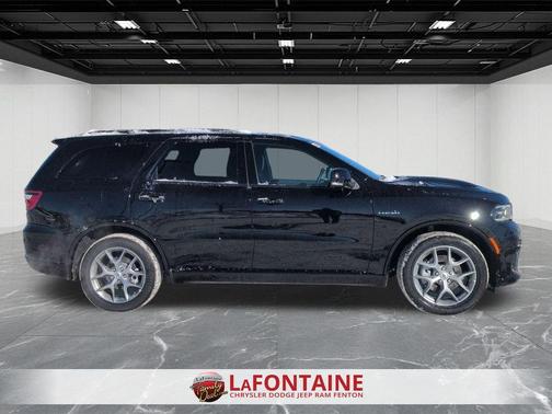Diamond Black Clear-Coat Exterior Paint 2026 Dodge Durango GT Plus