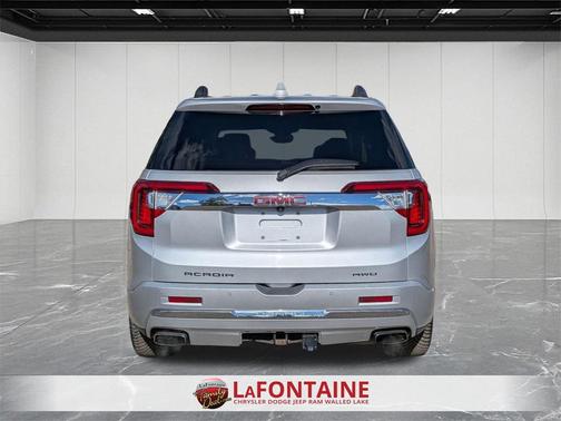 2020 GMC Acadia Denali