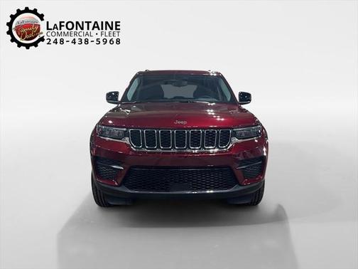2023 Jeep Grand Cherokee Laredo 4x4