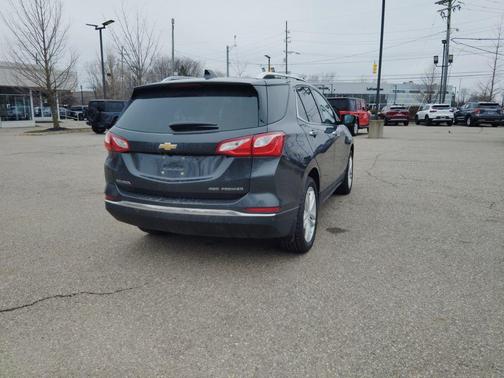 Nightfall Gray Metallic 2020 Chevrolet Equinox L
