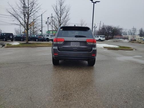 2019 Jeep Grand Cherokee Laredo