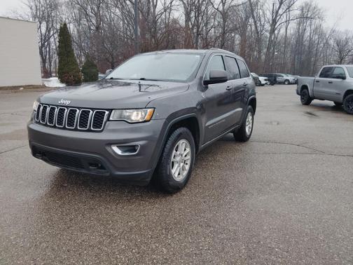 2019 Jeep Grand Cherokee Laredo