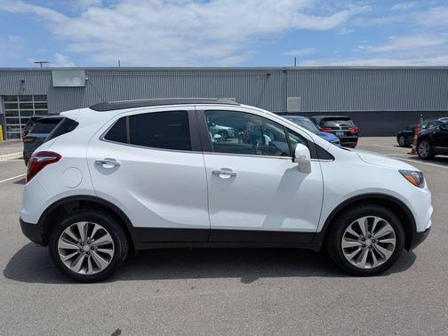 Summit White 2019 Buick Encore Preferred