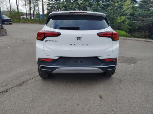 Summit White 2025 Buick Encore GX Preferred