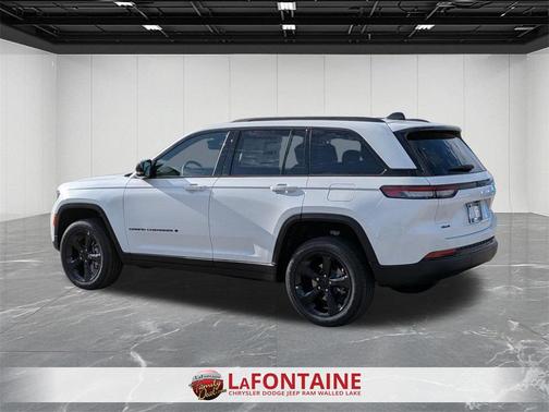 2025 Jeep Grand Cherokee Altitude