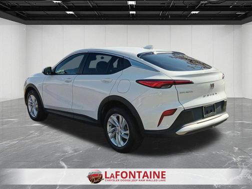 Summit White 2025 Buick Envista Preferred FWD