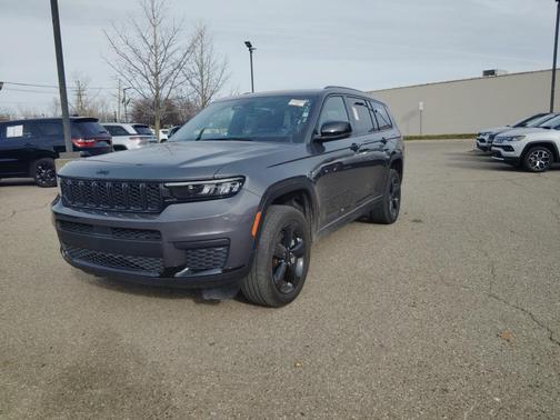 2023 Jeep Grand Cherokee L Altitude