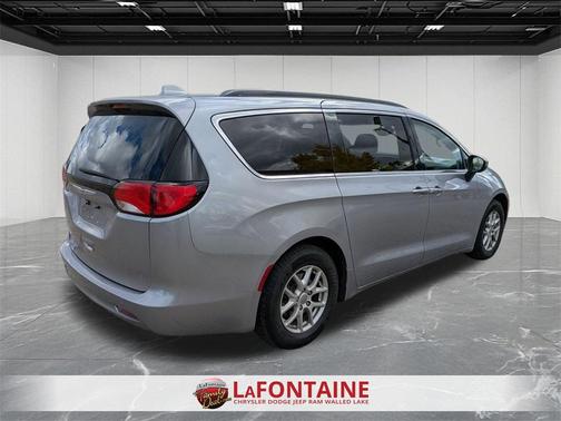 2020 Chrysler Voyager LXI