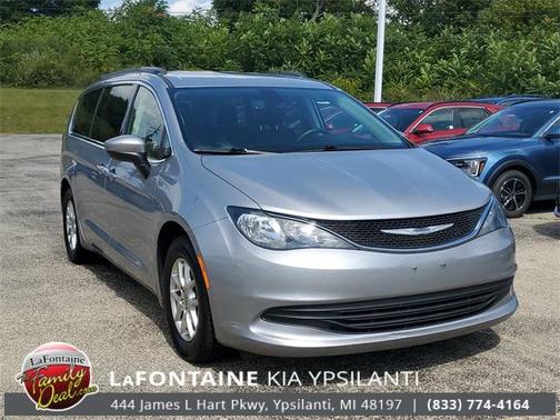 2020 Chrysler Voyager LXI